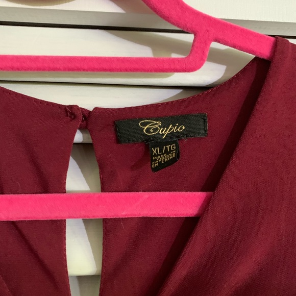 Sleeveless Red Ruffled Tank - Picture 3 of 6